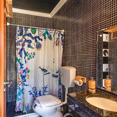 Ostello Captain's Log House *