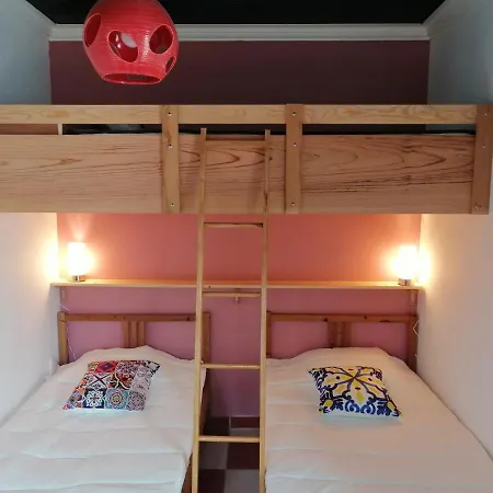 Captains Log House * Baleal