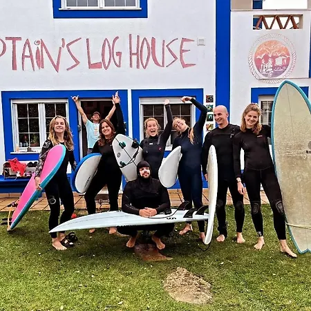 Captain's Log House Ostello Baleal