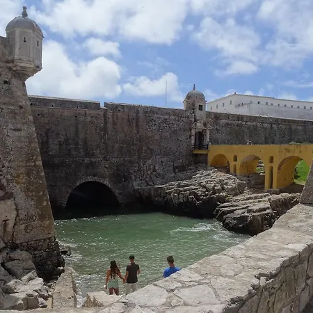 Ostello Captain's Log House *