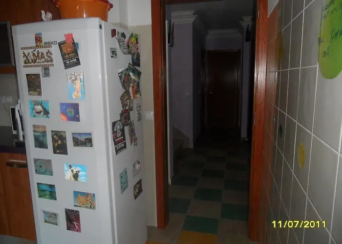 Hostel Captain's Log House