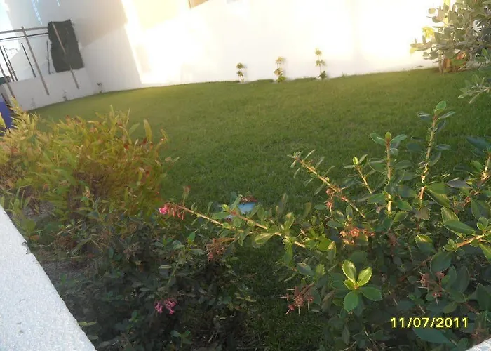 Captain's Log House בליאל